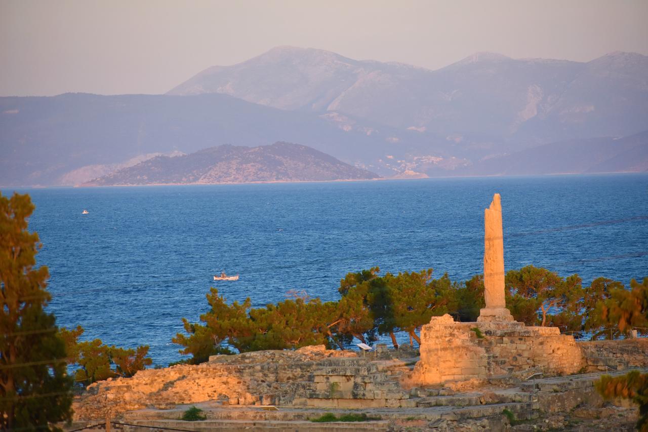 Rastoni Hotel Aegina Eksteriør billede